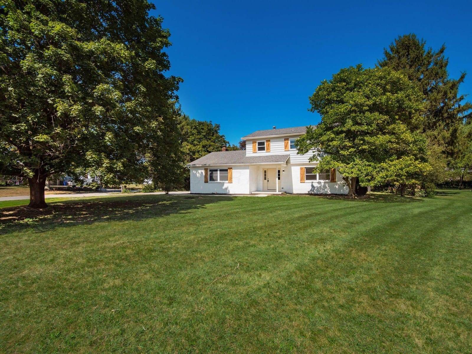 856 Cummington Road, Columbus, OH 43213