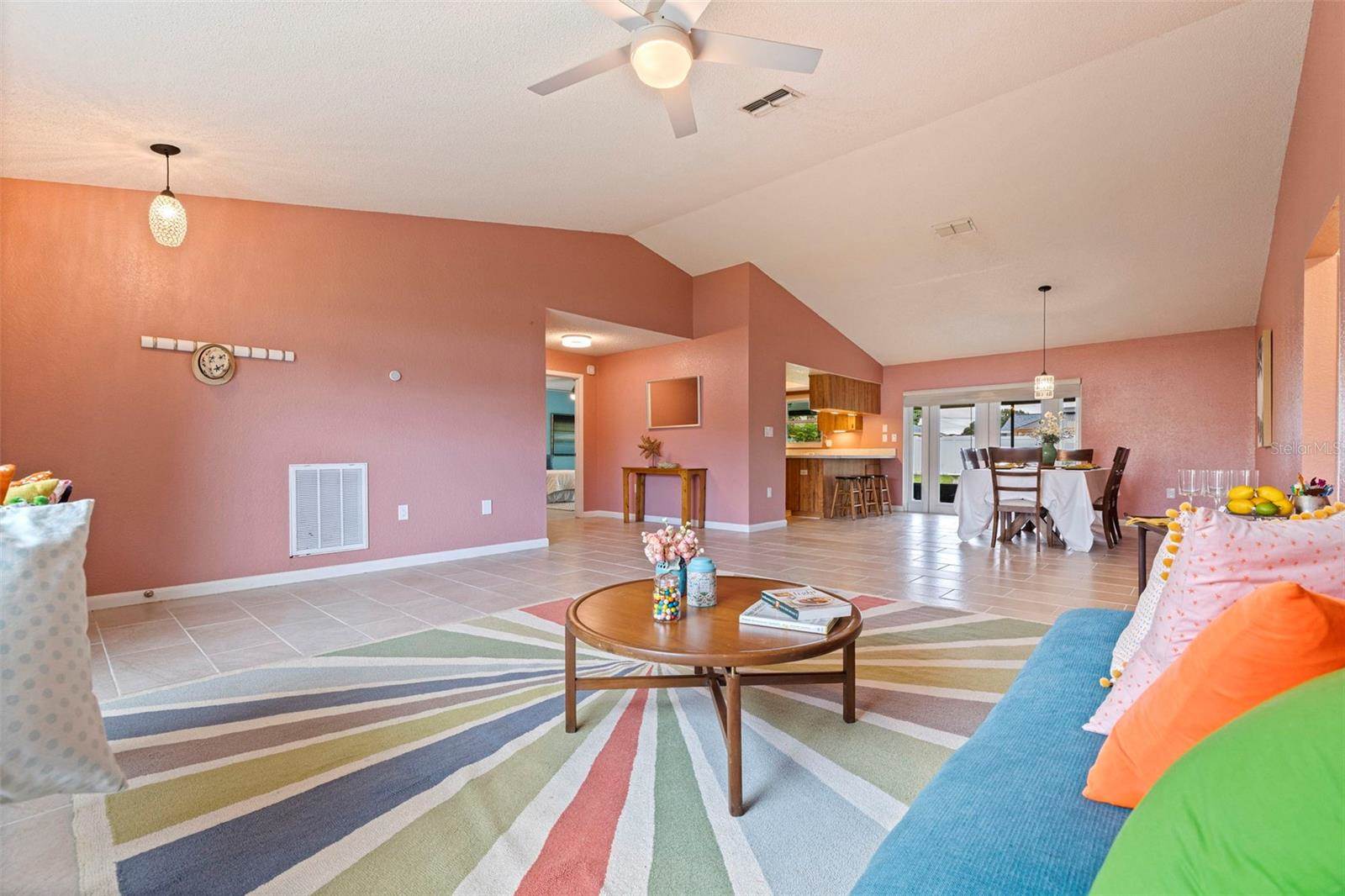 5156 Castile Way South, Saint Petersburg, FL 33712