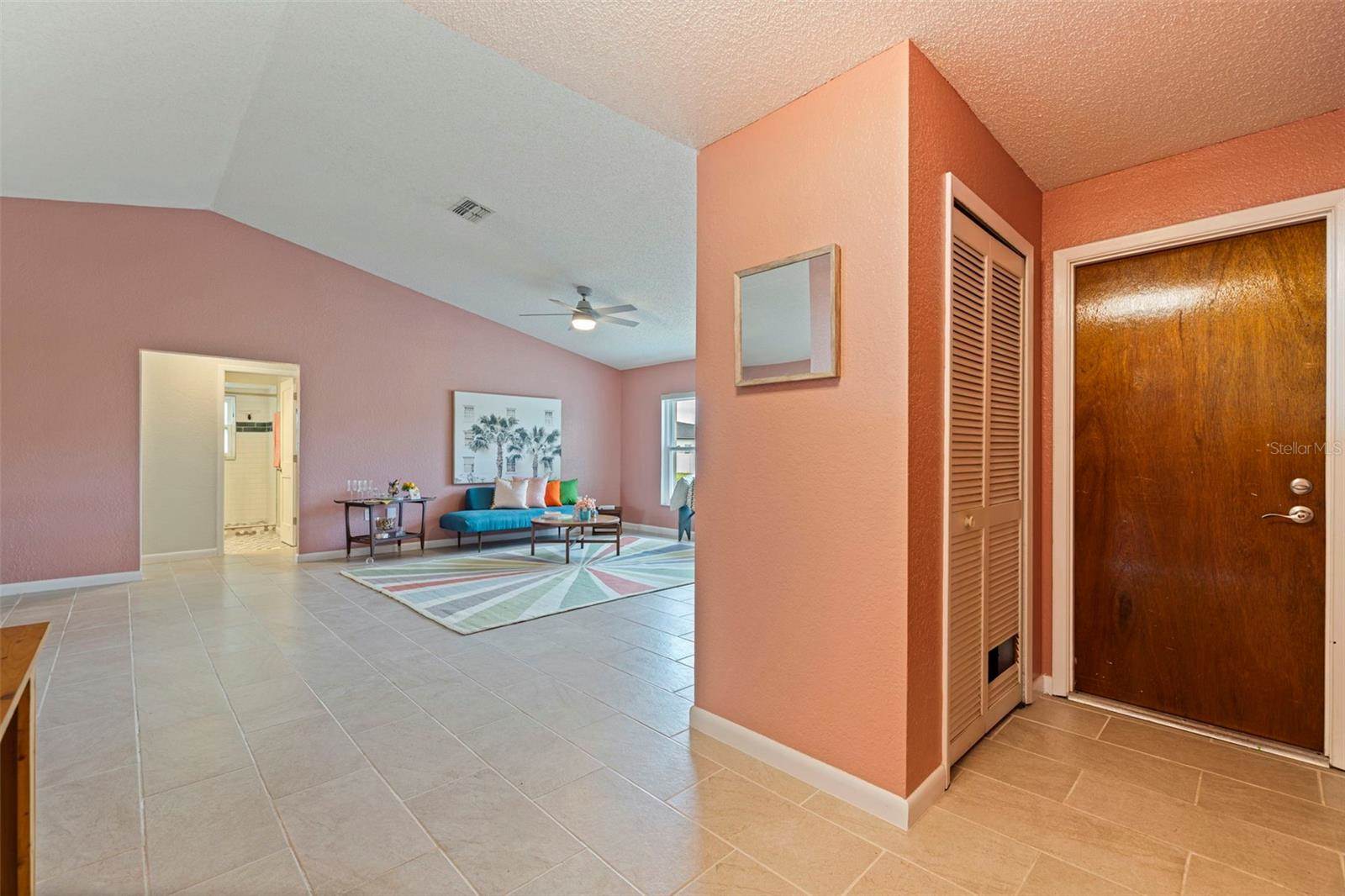 5156 Castile Way South, Saint Petersburg, FL 33712