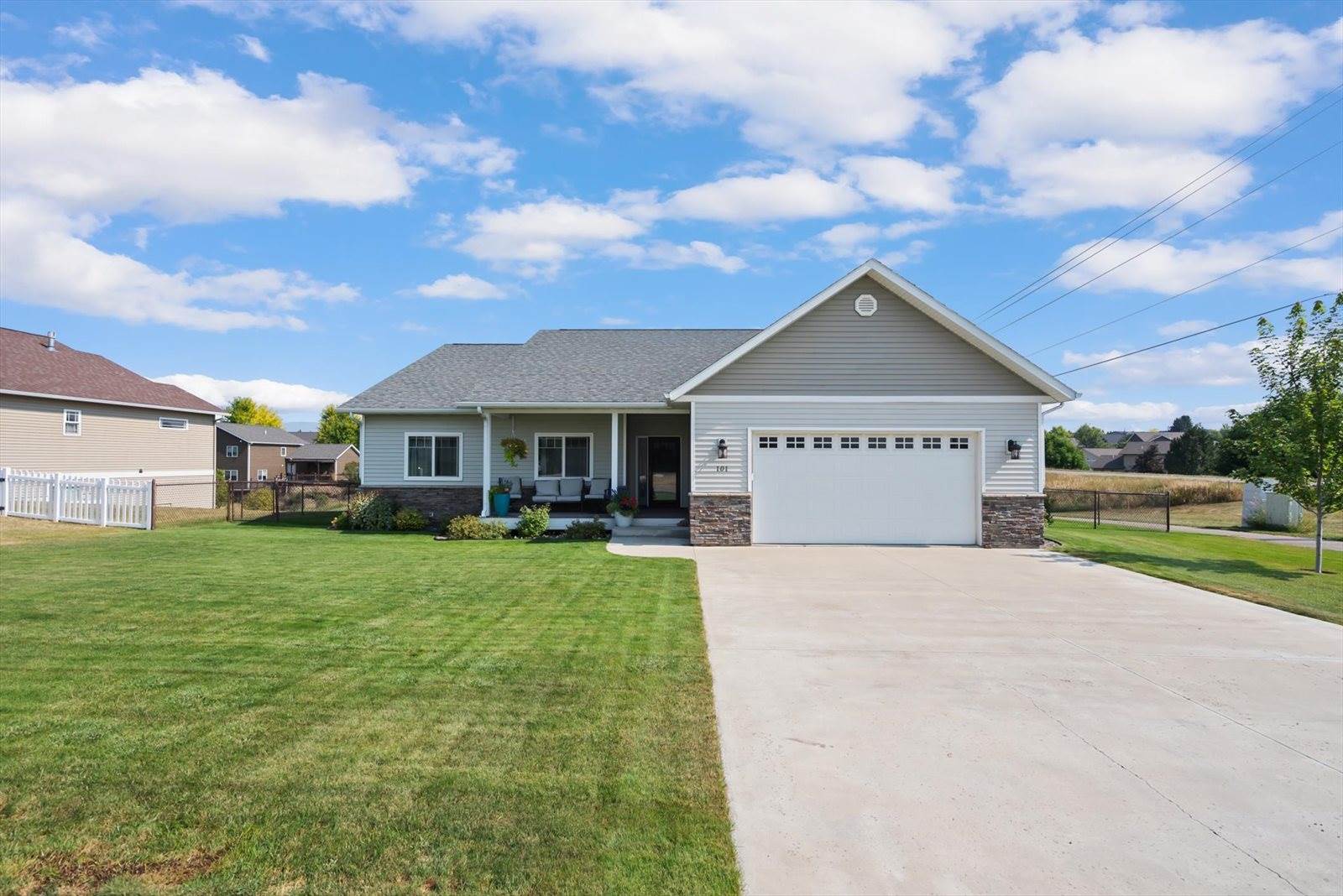 101 Blue Crest Drive, Kalispell, MT 59901