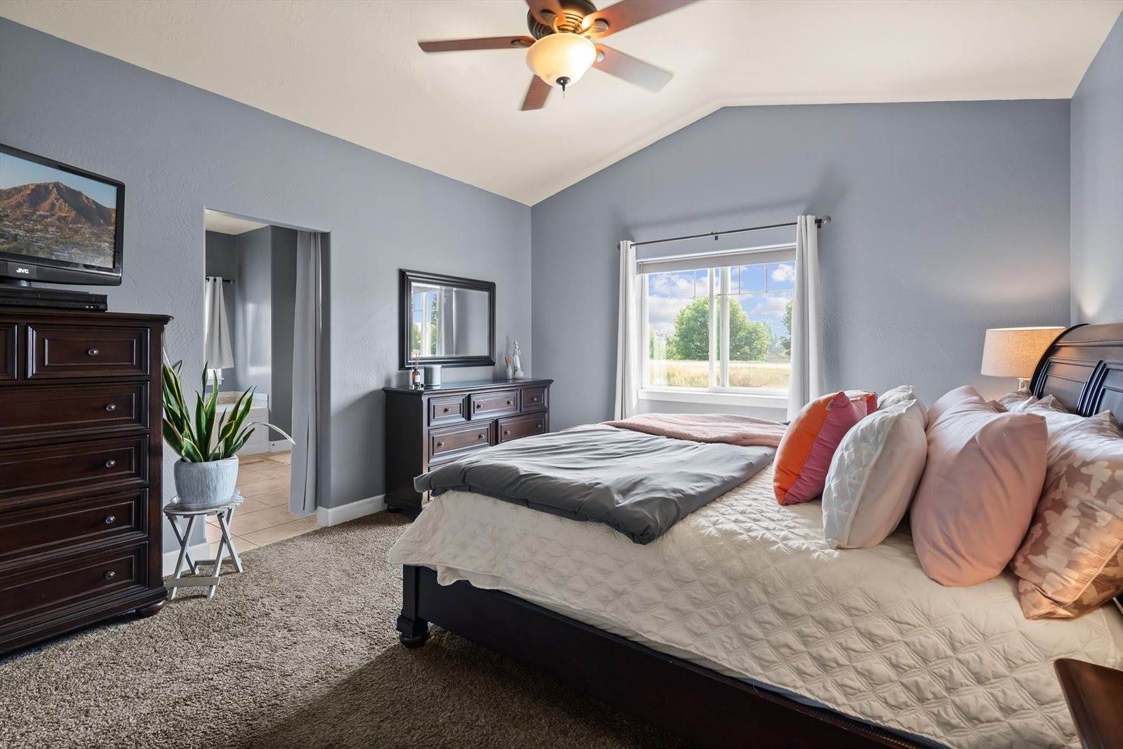 101 Blue Crest Drive, Kalispell, MT 59901