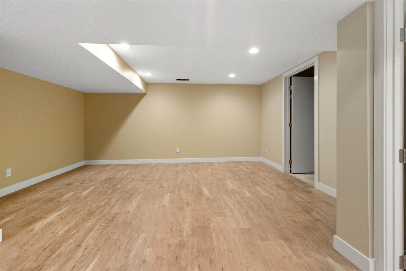 2010 Graydon Avenue, Brainerd, MN 56401