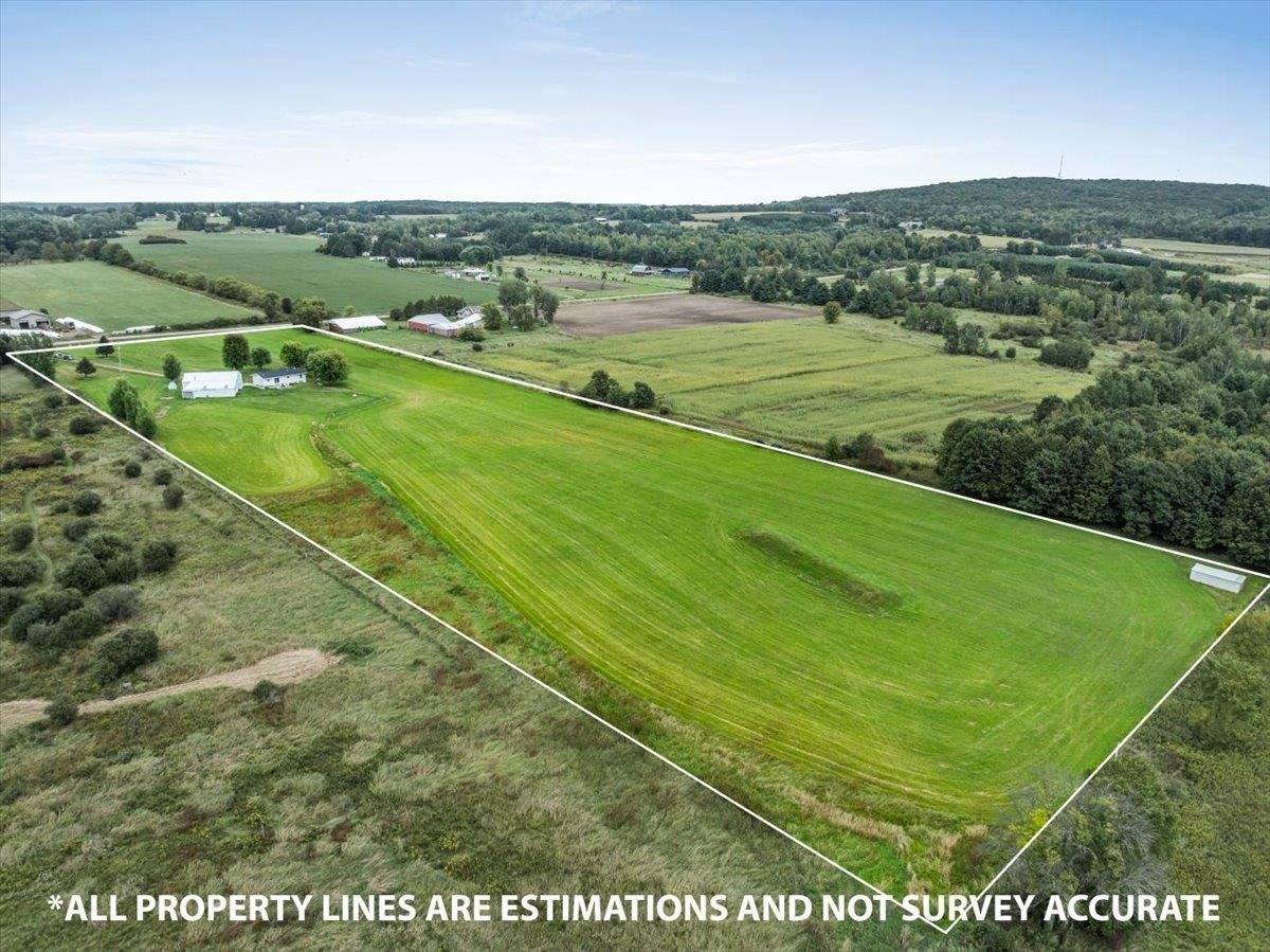 7631 Bluff Drive, Arpin, WI 54410