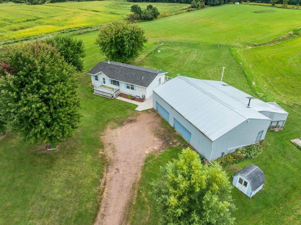 7631 Bluff Drive, Arpin, WI 54410