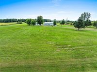 7631 Bluff Drive, Arpin, WI 54410