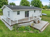 7631 Bluff Drive, Arpin, WI 54410