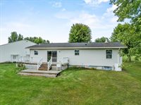 7631 Bluff Drive, Arpin, WI 54410
