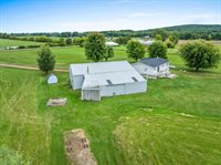 7631 Bluff Drive, Arpin, WI 54410
