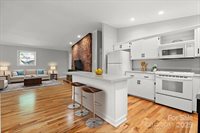 17 Twisted Trail, Black Mountain, NC 28711