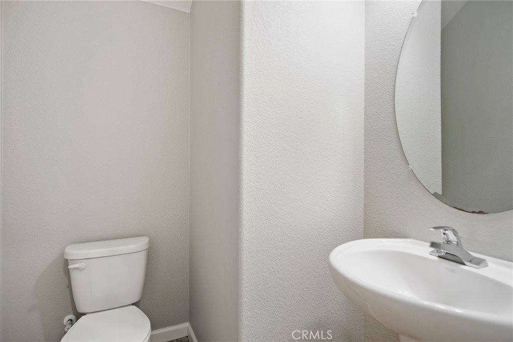 1482 Autry Way, Merced, CA 95348