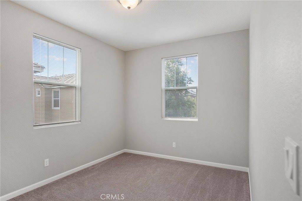 1482 Autry Way, Merced, CA 95348