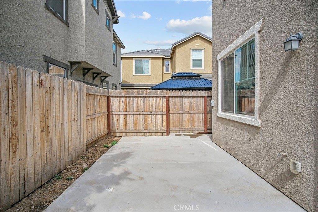 1482 Autry Way, Merced, CA 95348