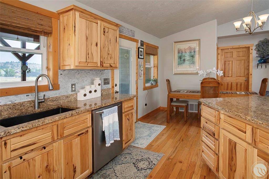 692 Quarry Road, Columbus, MT 59019