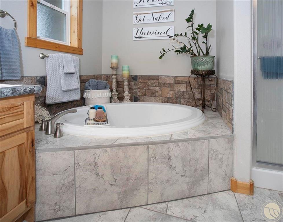 692 Quarry Road, Columbus, MT 59019