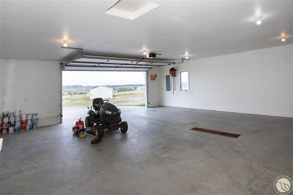 581 Squaw Creek Road, Huntley, MT 59037