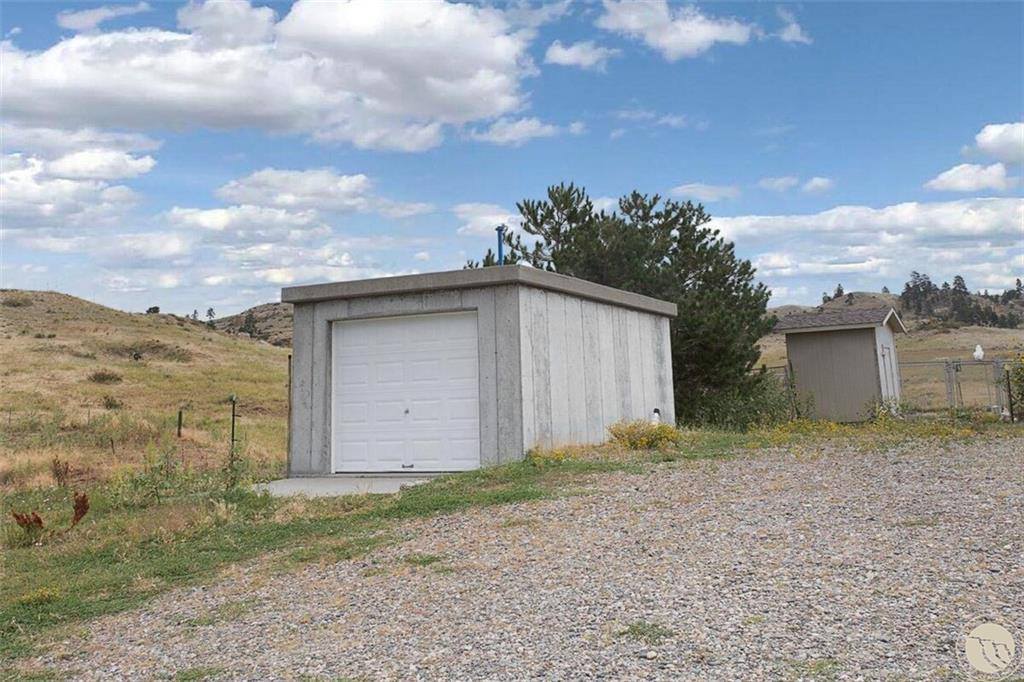 581 Squaw Creek Road, Huntley, MT 59037