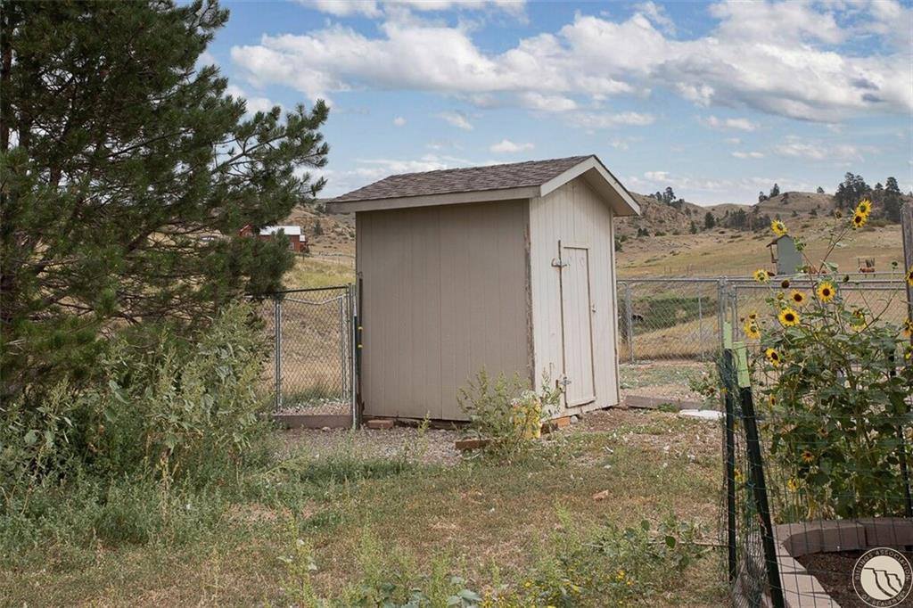 581 Squaw Creek Road, Huntley, MT 59037