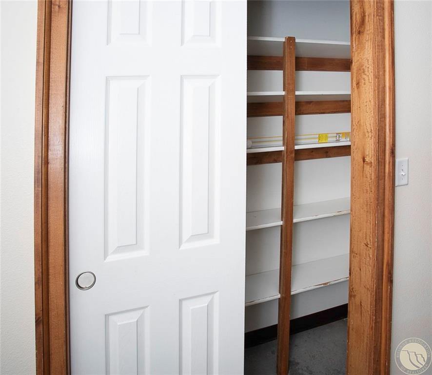 581 Squaw Creek Road, Huntley, MT 59037