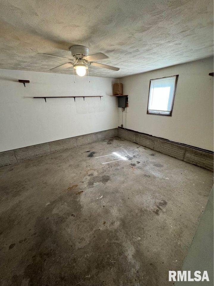 2717-2719 West 34TH Street, Davenport, IA 52806