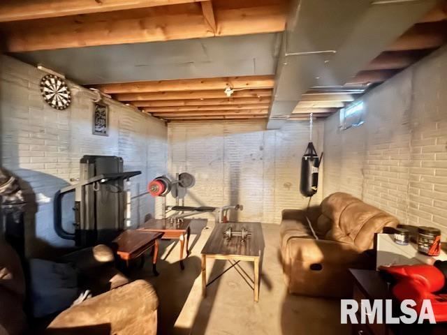 2717-2719 West 34TH Street, Davenport, IA 52806