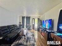 2717-2719 West 34TH Street, Davenport, IA 52806