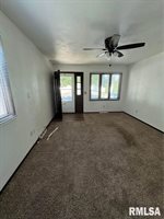 2717-2719 West 34TH Street, Davenport, IA 52806