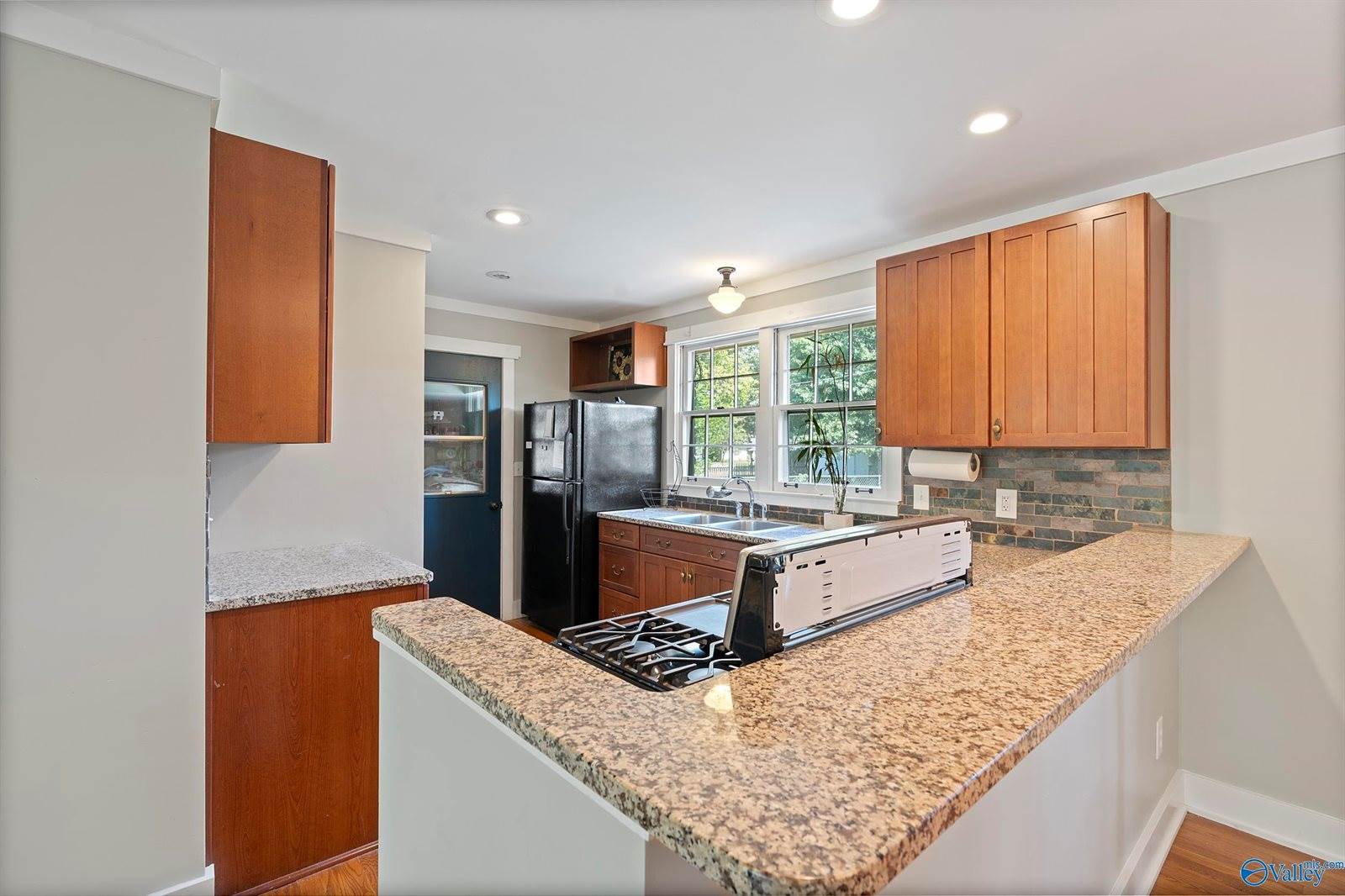 707 SW Graycroft Drive, Huntsville, AL 35802