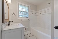 707 SW Graycroft Drive, Huntsville, AL 35802