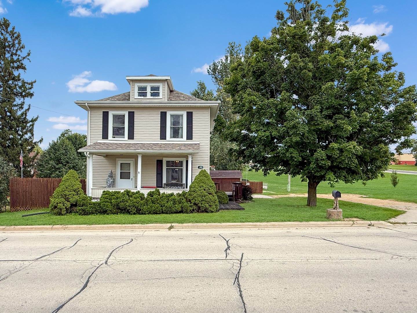 101 South Church Street, Orangeville, IL 61060