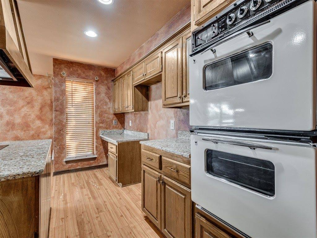 6 Lancet Court, Shawnee, OK 74804