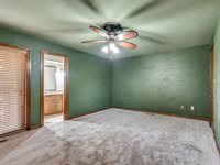 6 Lancet Court, Shawnee, OK 74804