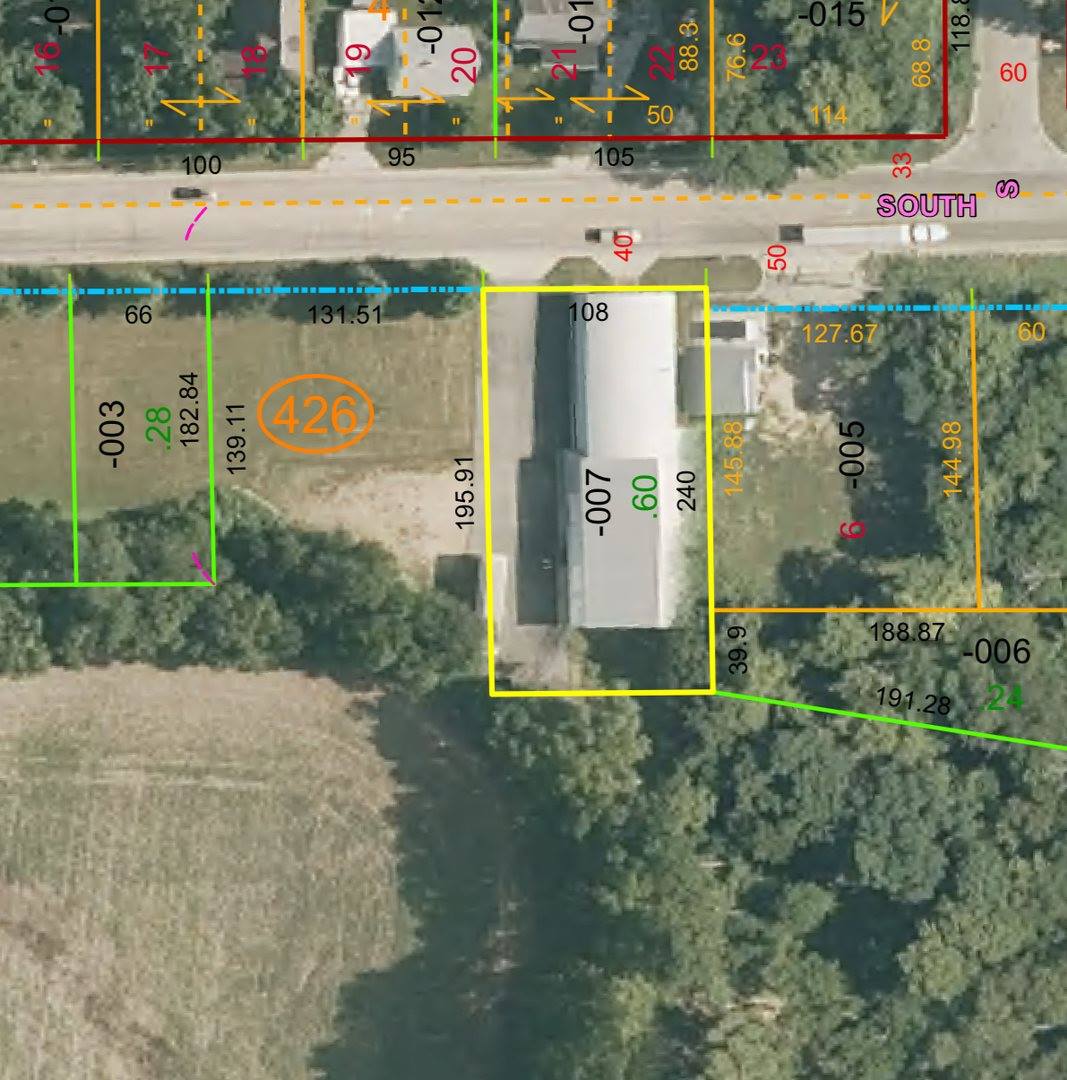 115 East South Street, Freeport, IL 61032