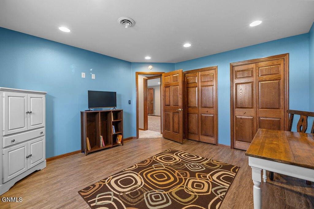 14003 Prairie Lane, Williston, ND 58801