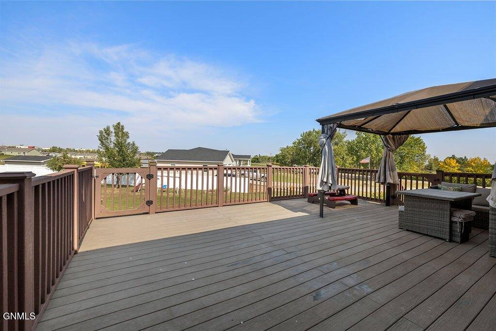 14003 Prairie Lane, Williston, ND 58801