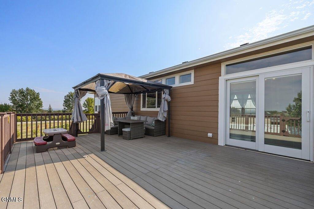 14003 Prairie Lane, Williston, ND 58801