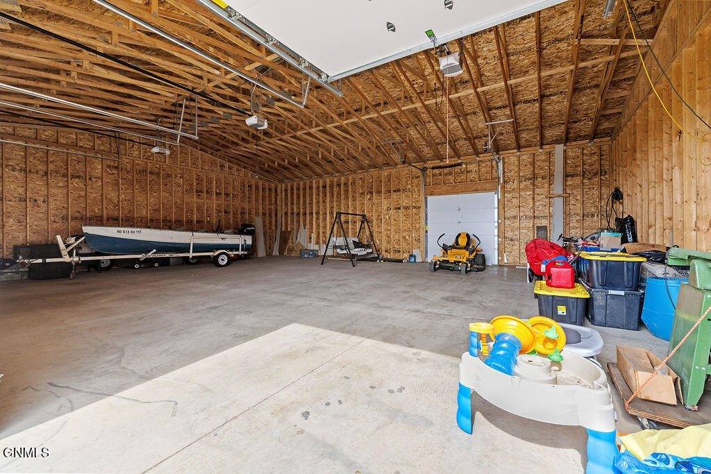 14003 Prairie Lane, Williston, ND 58801