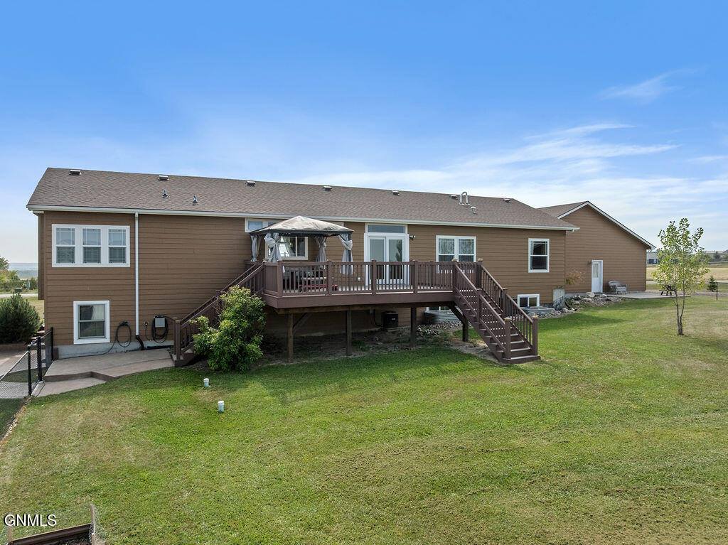 14003 Prairie Lane, Williston, ND 58801