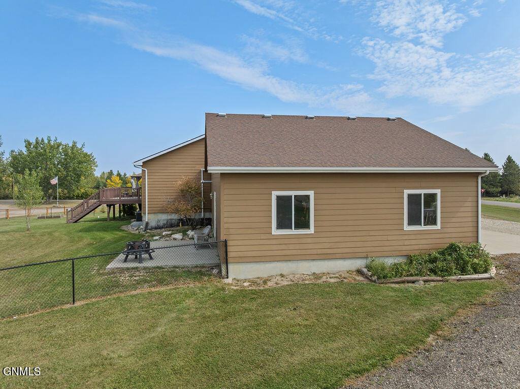 14003 Prairie Lane, Williston, ND 58801