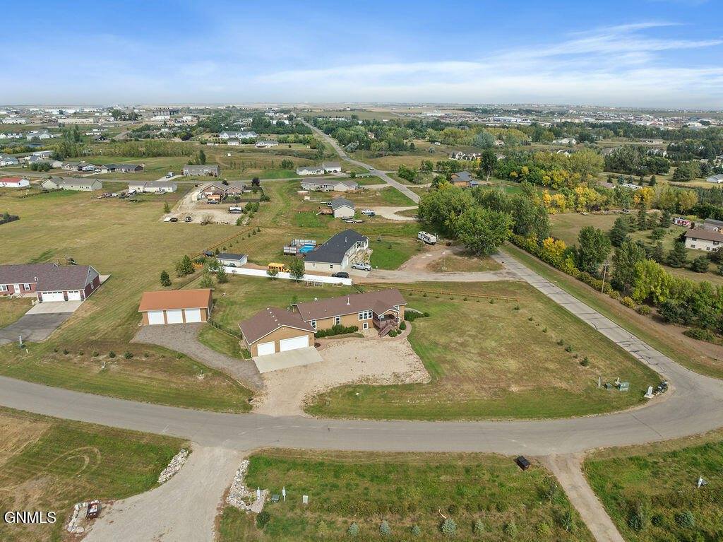 14003 Prairie Lane, Williston, ND 58801