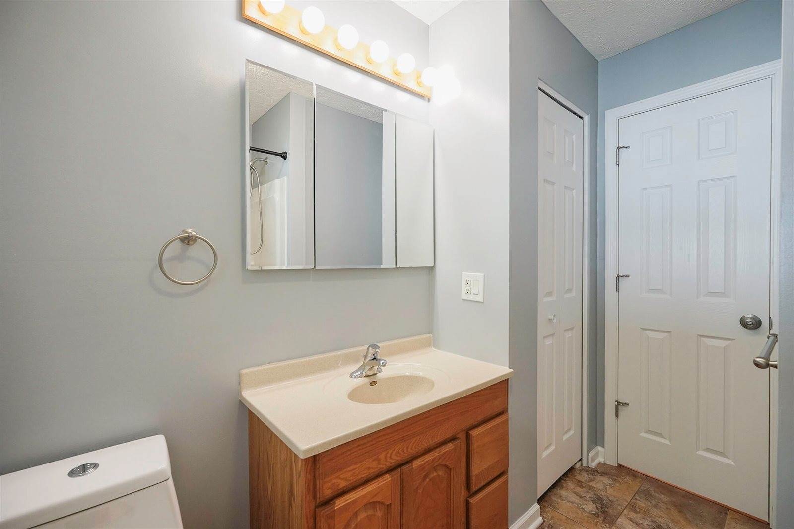 112 Delong Avenue, Council Bluffs, IA 51503