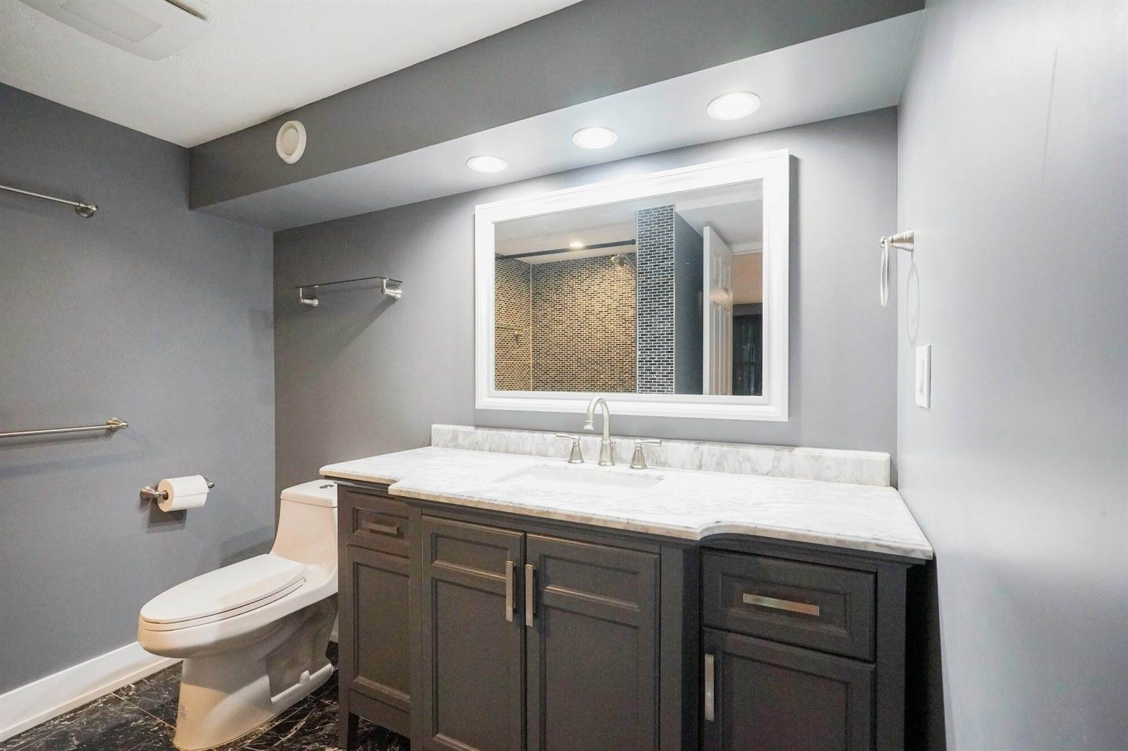 112 Delong Avenue, Council Bluffs, IA 51503