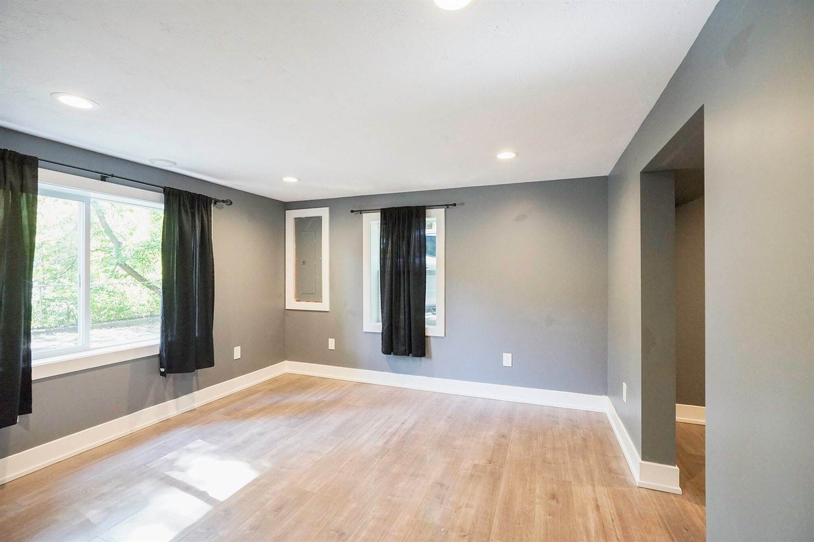 112 Delong Avenue, Council Bluffs, IA 51503