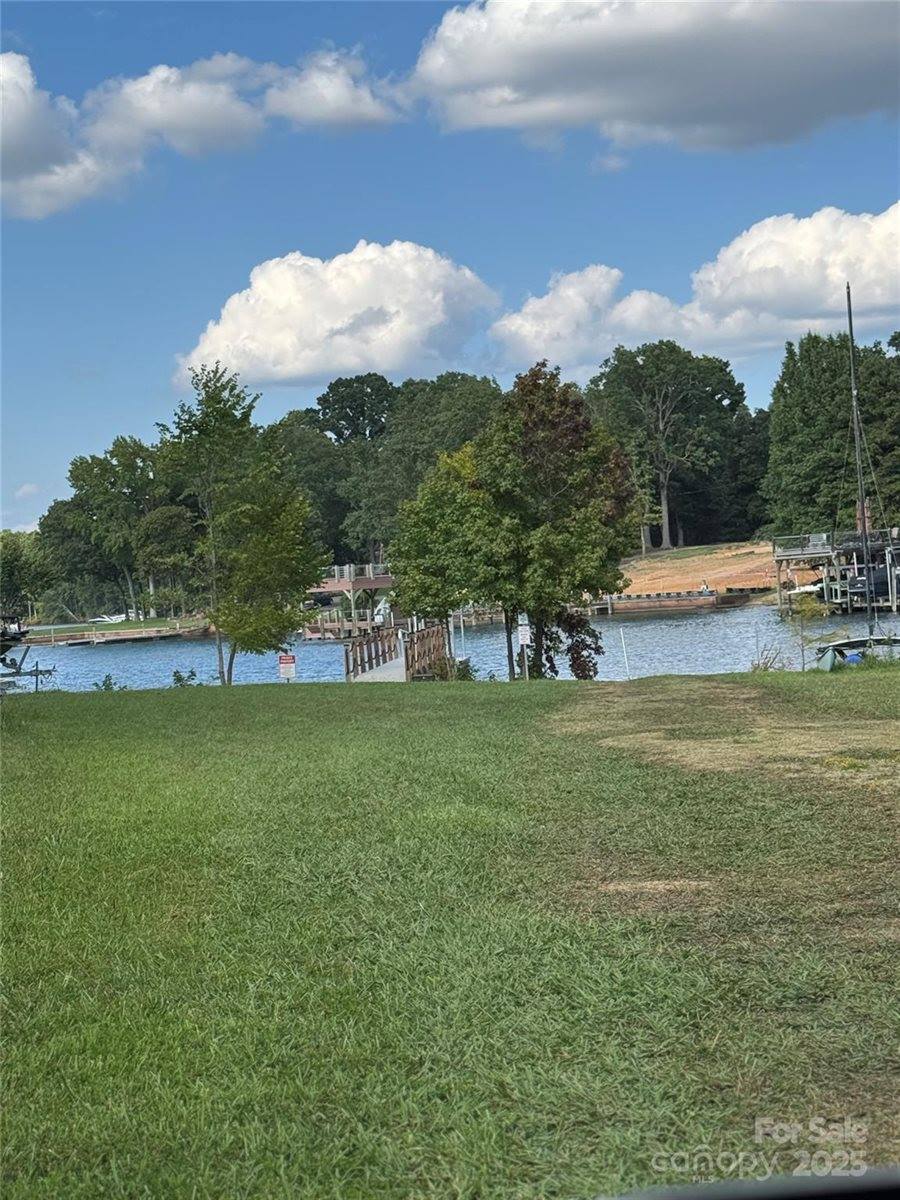 728 Langtree Road, Mooresville, NC 28117