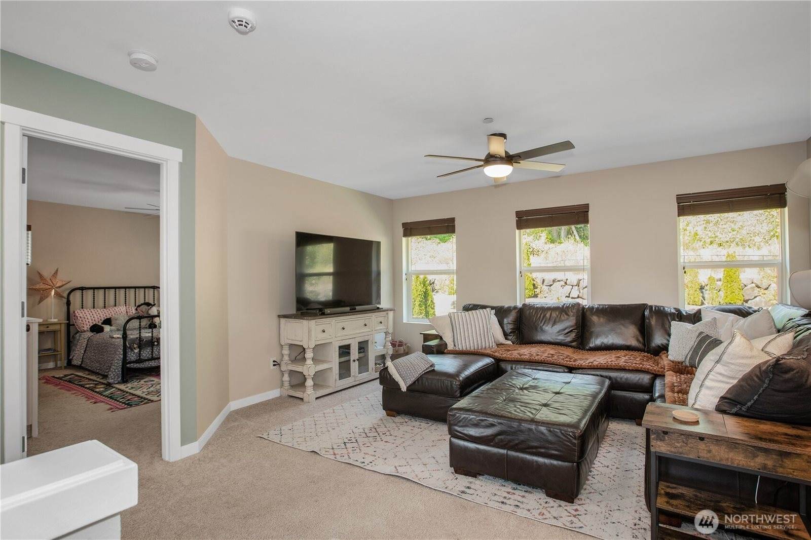 1162 Swan Loop, Dupont, WA 98327