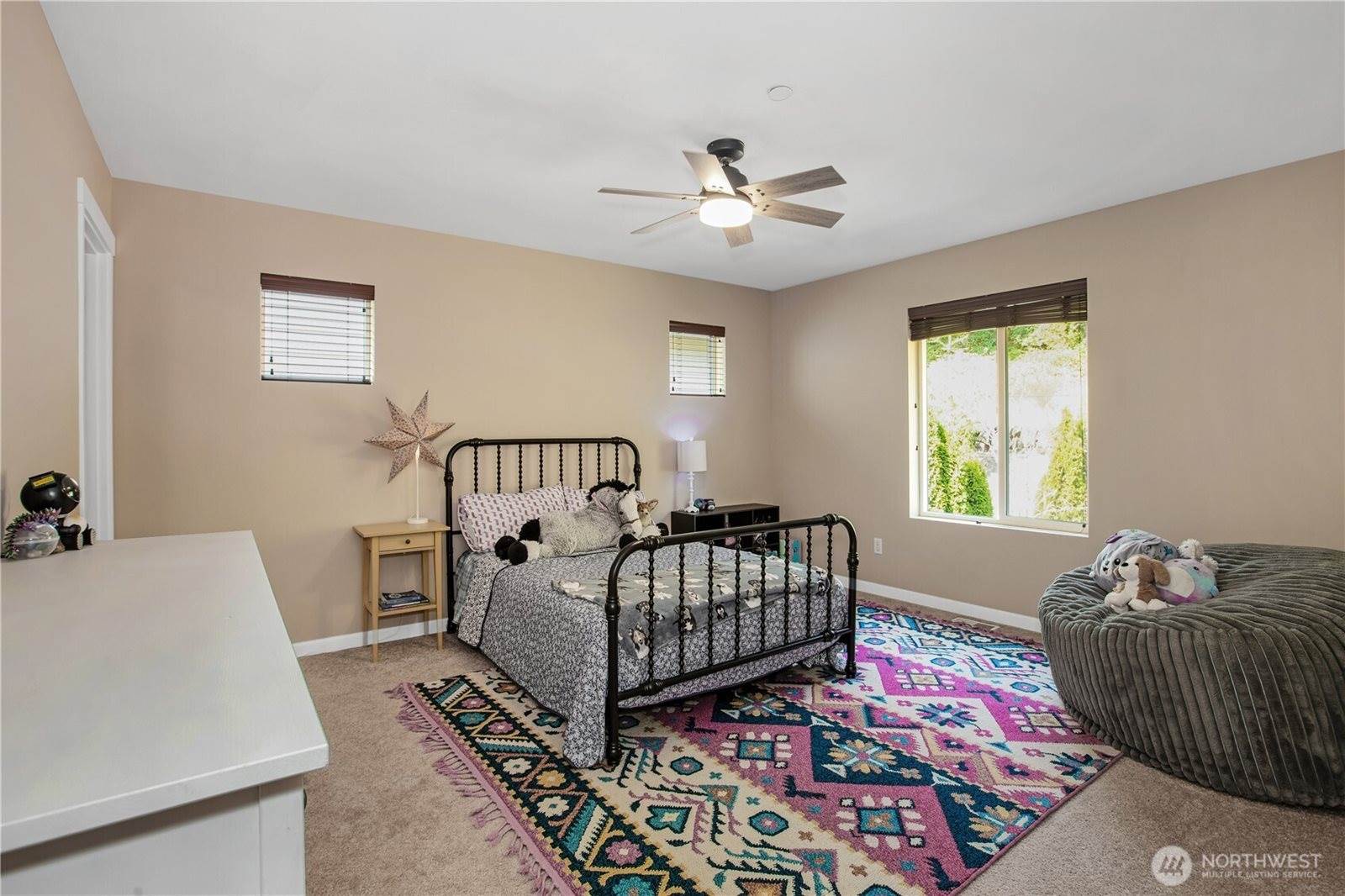 1162 Swan Loop, Dupont, WA 98327