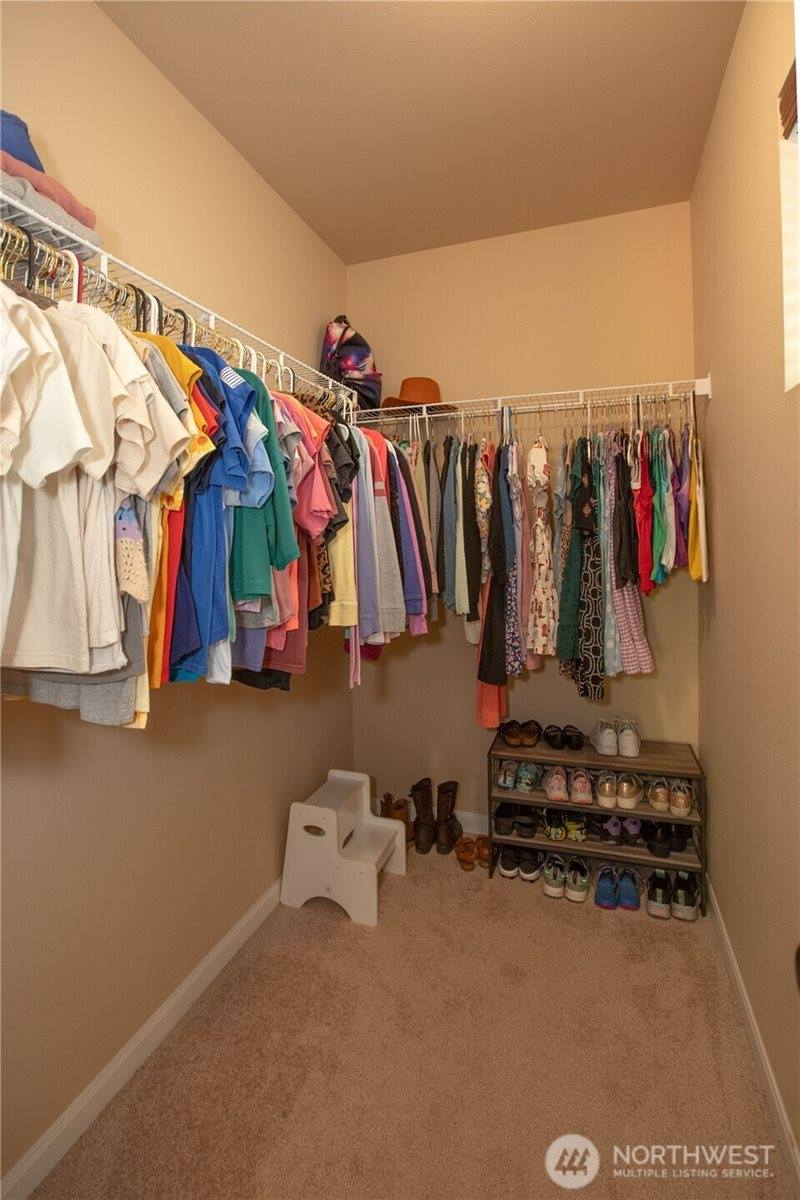 1162 Swan Loop, Dupont, WA 98327