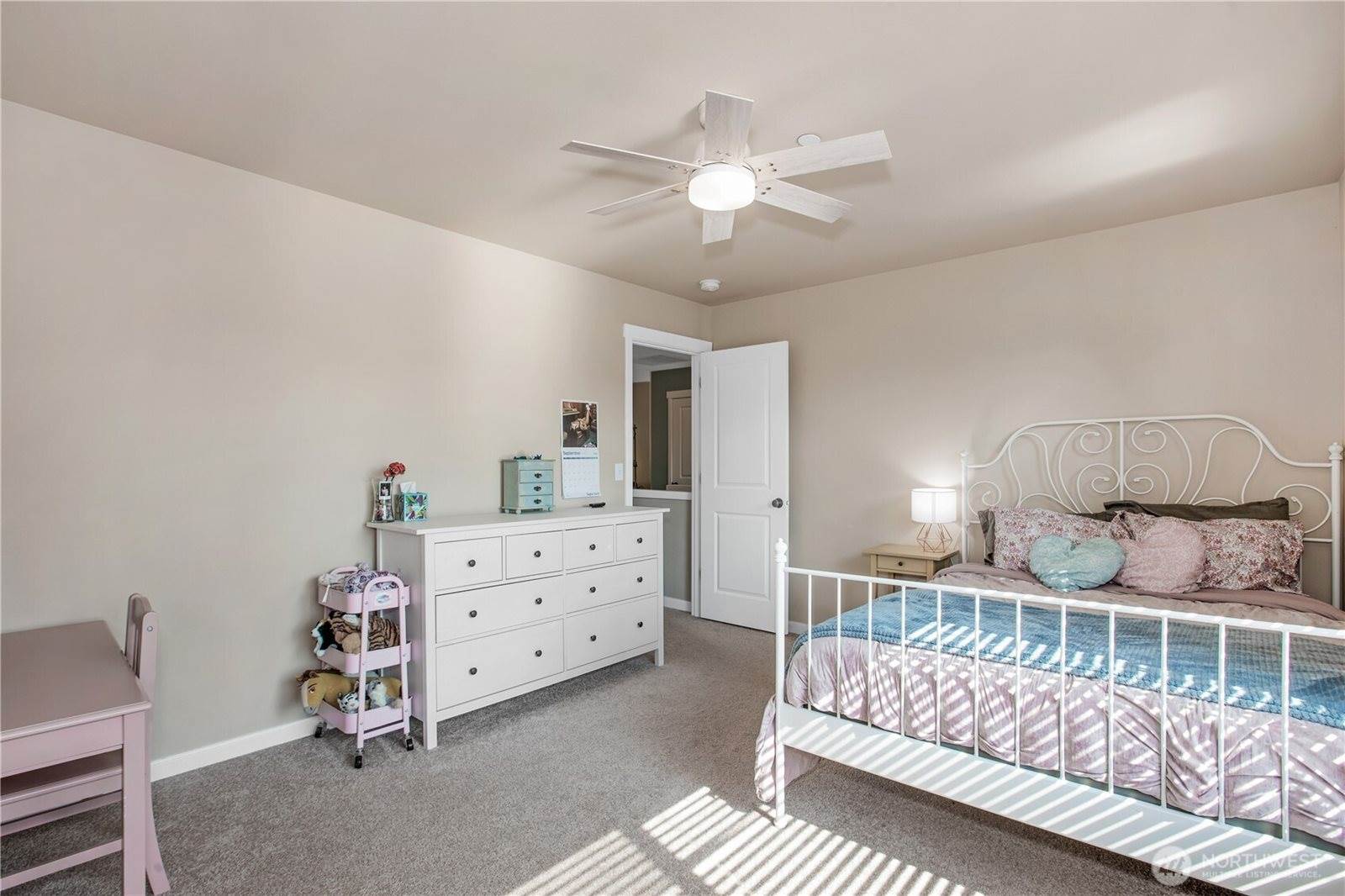 1162 Swan Loop, Dupont, WA 98327