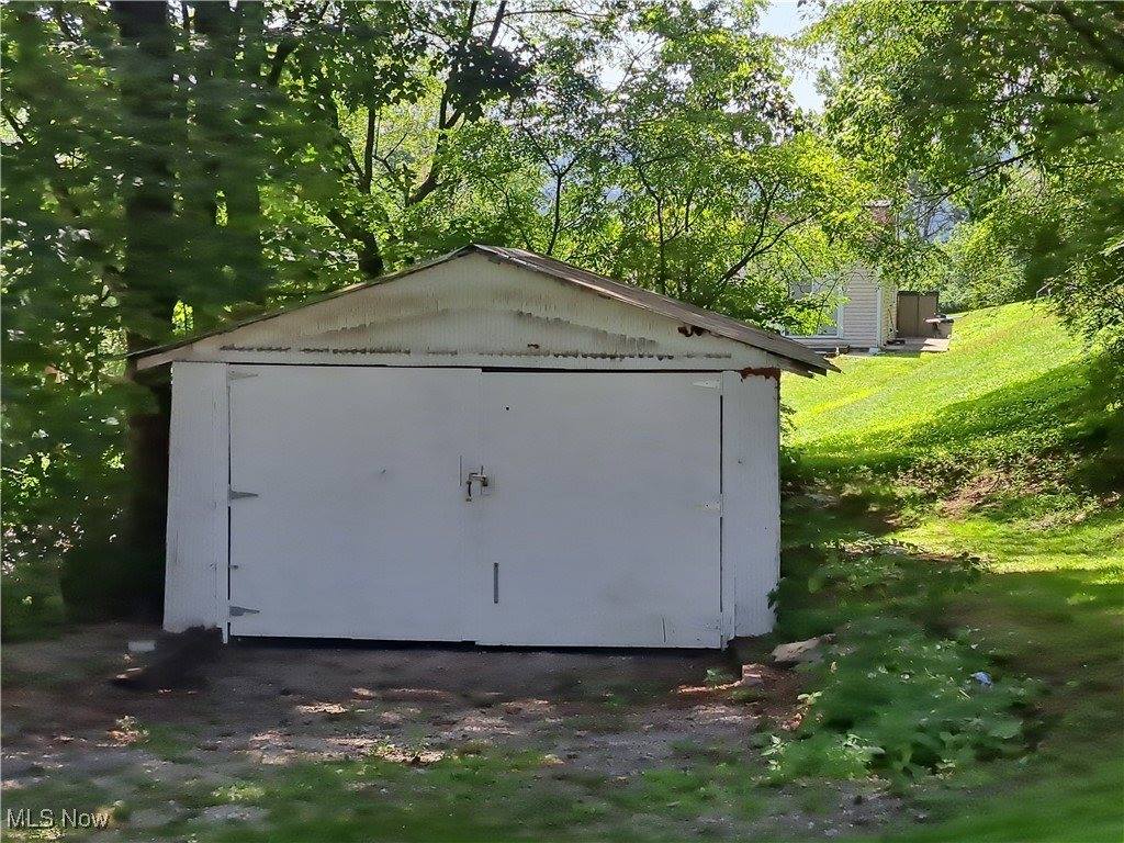 64250 Shady Lane Road, Bellaire, OH 43906