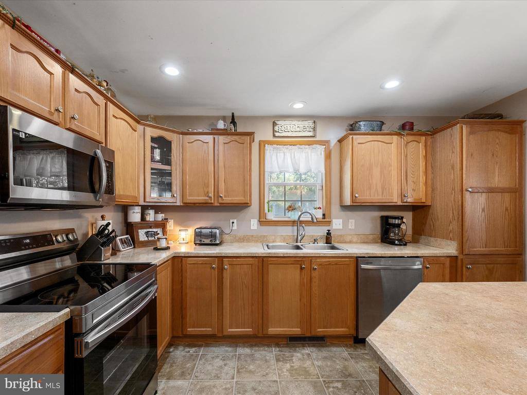 46 Solomons Court, Hedgesville, WV 25427