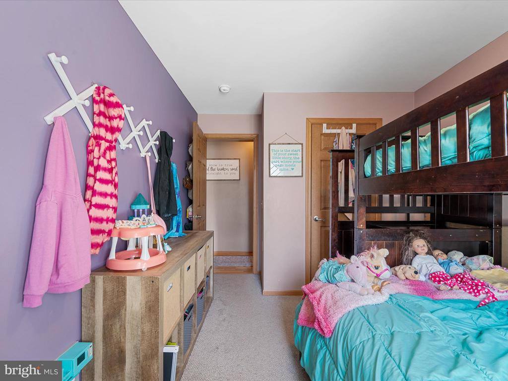 46 Solomons Court, Hedgesville, WV 25427